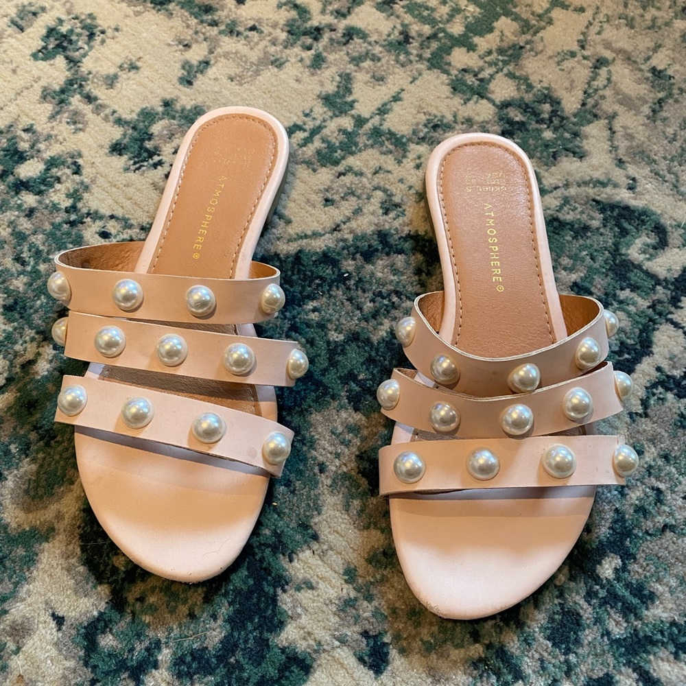 Pearl strap sandals